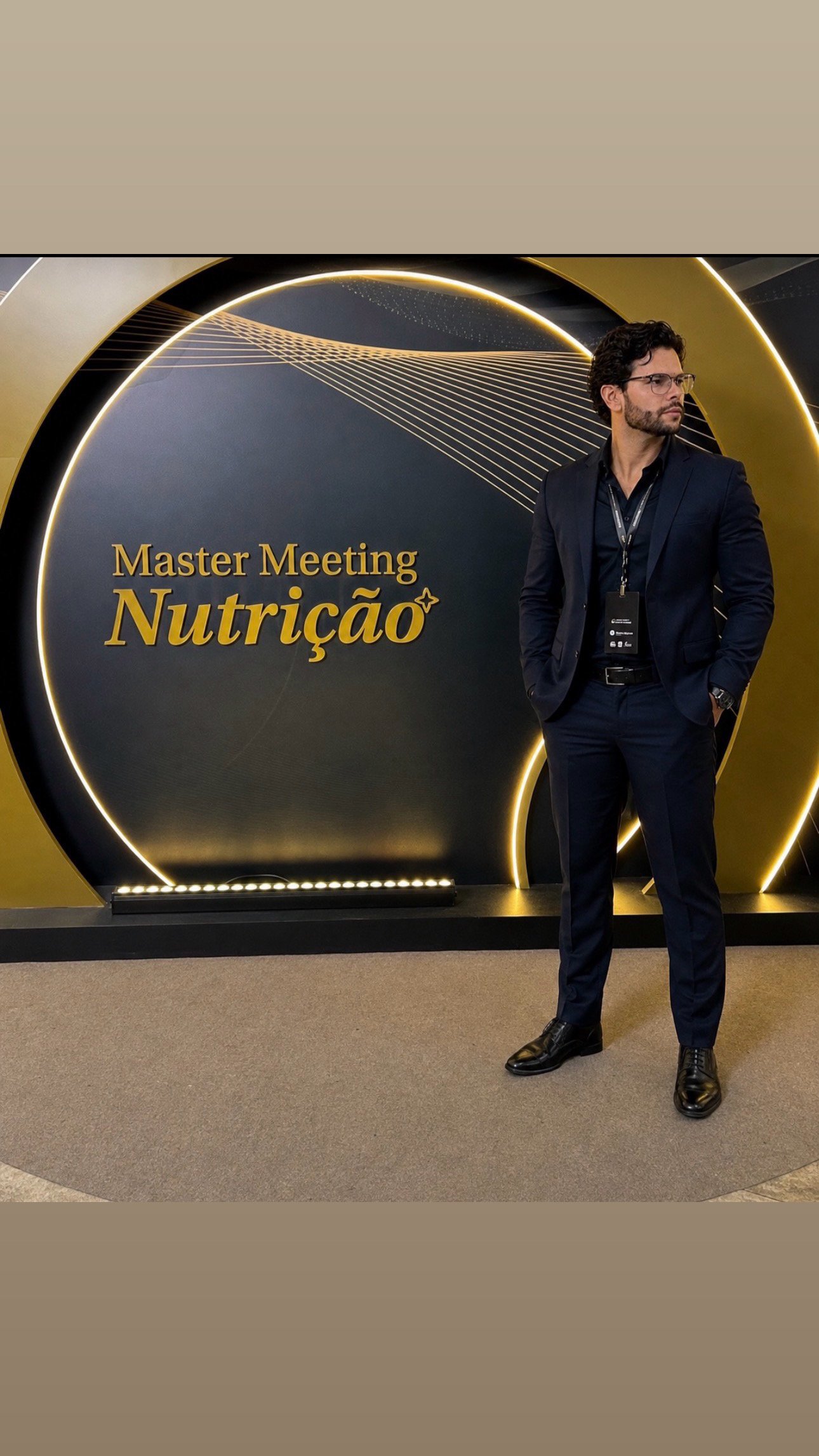 Dr. Marcos Diniz, nutricionista com atuação em emagrecimento, massa magra e saúde da mulher.